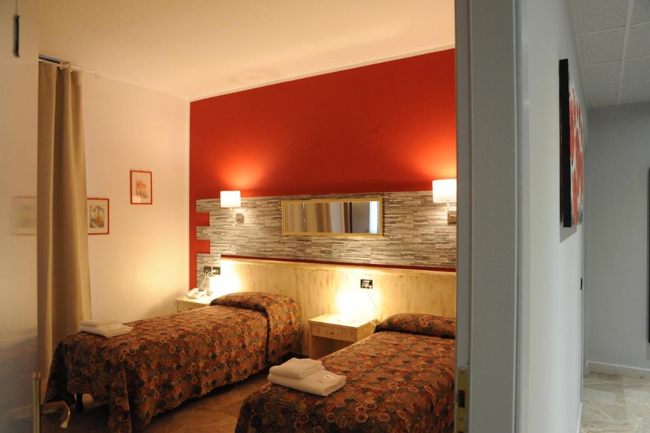 Hotel del Ponte Cesate Exterior foto